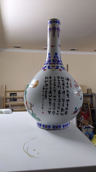 Продам вазу в китайском стиле