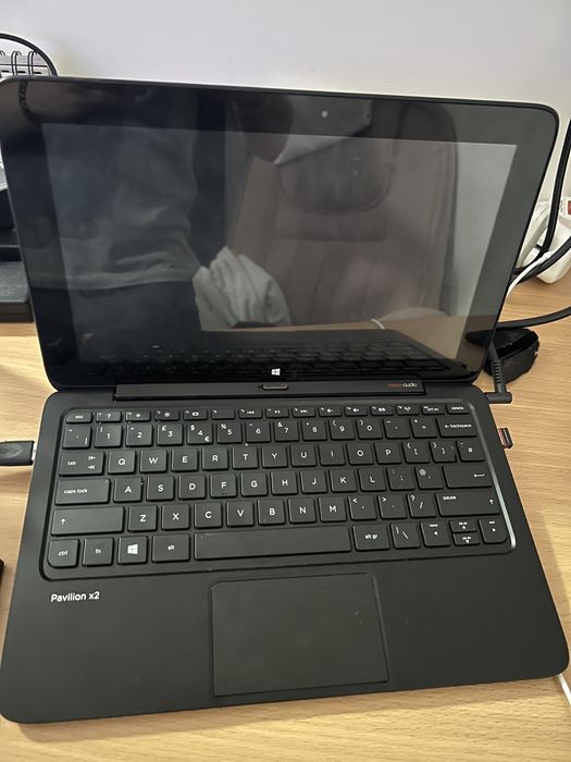 HP Pavilion x2 TouchScreen 11” detasabil PIESE DE SCHIMB
