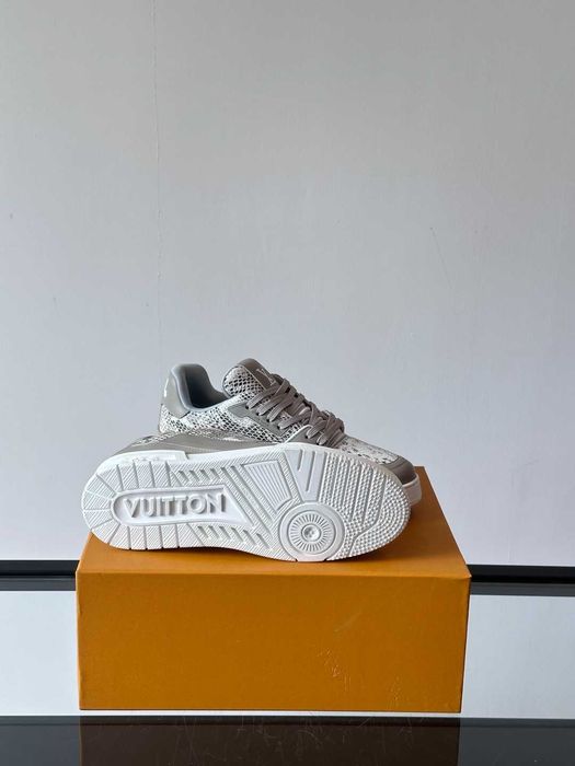 Adidasi Louis Vuitton Trainer Premium