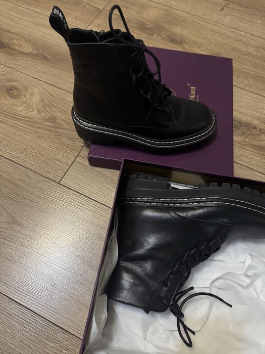 Ботинки женские новые