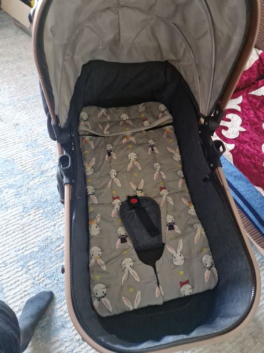 Коляска в хорошем состоянии