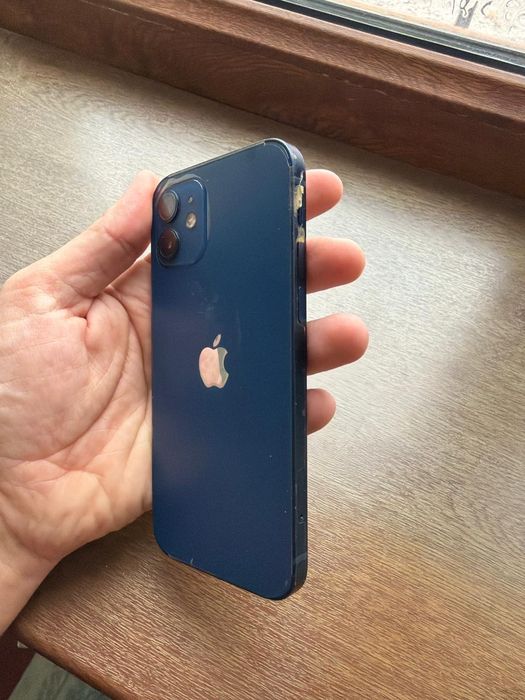 Айфон 12 сатылады