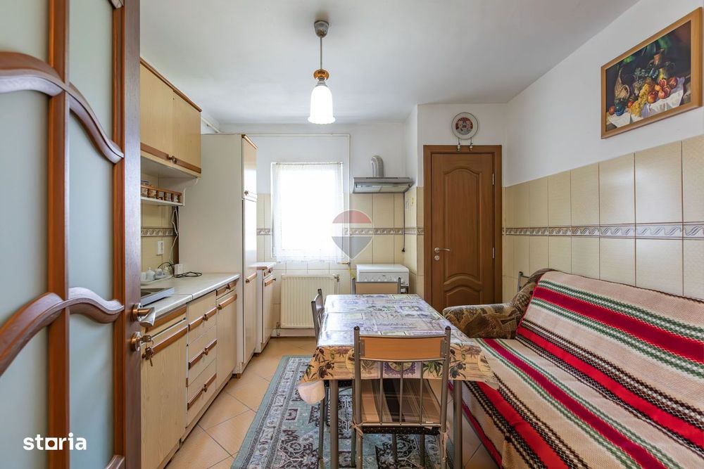 Apartament cu 2 camere decomandate strada Progresului zona Cascada