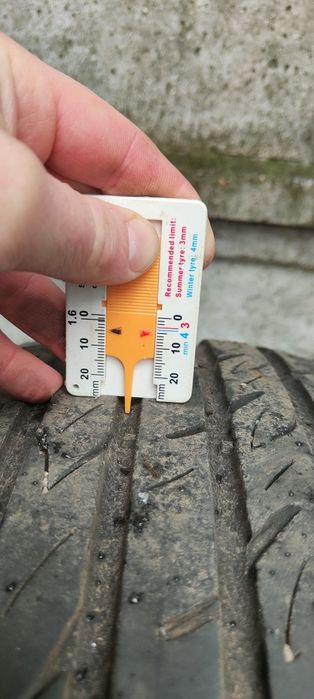 Anvelope vara 205 60 R16