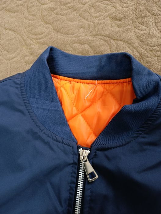 Куртка бомбер новая