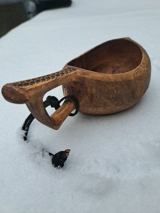 Cauc kuksa din lemn de măr