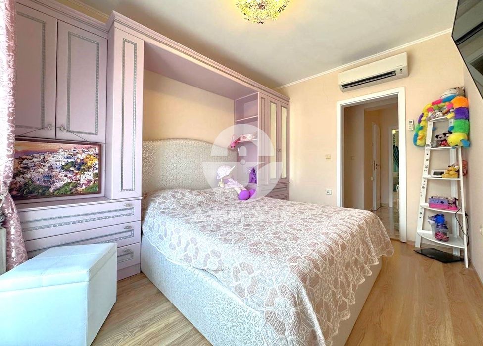 Продава се Тристаен апартамент в к.к. Слънчев бряг - 98 кв.м за 1725 €/кв.м - Снимка #9