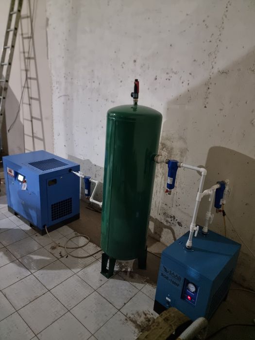 Винтовой воздушный компрессор Saab air kompressor 10bar 7.5kw DFBE10A