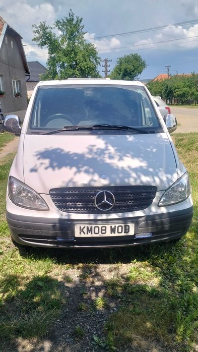 Mercedes Vito cu volan pe dreapta înmatriculat în Uk