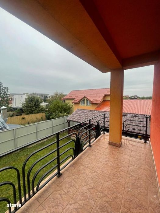 Apartament de 3 camere, 65 mp, strda Crizantemelor