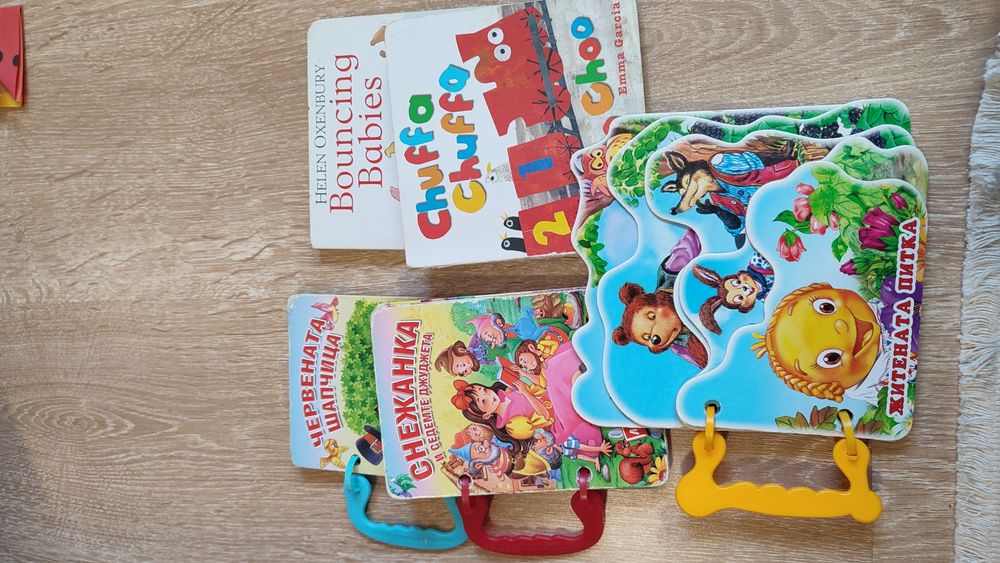 Детска кухня + дървени играчки