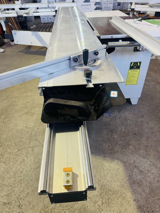 Форматно-раскроечный станок