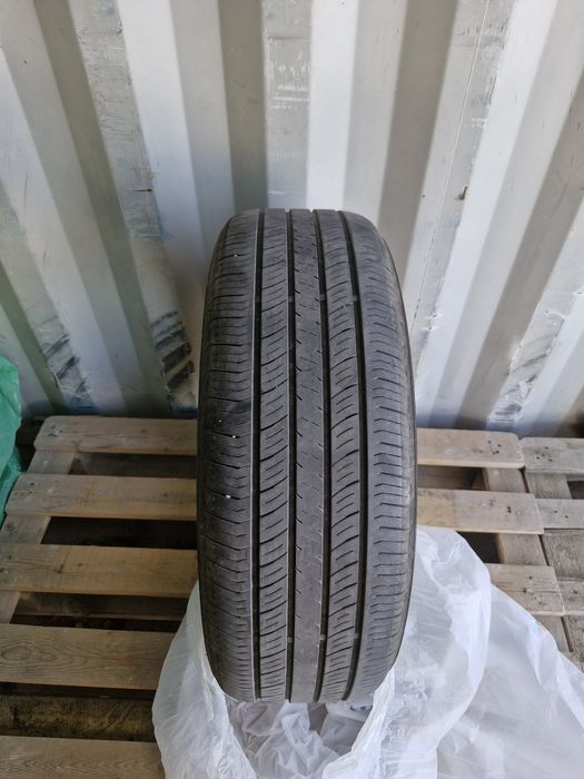 Шины летние на 18