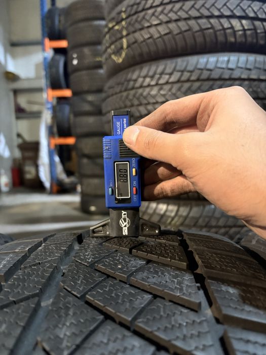 Anvelope iarna 245/35/19 Continental ContiWinterContact TS 830P