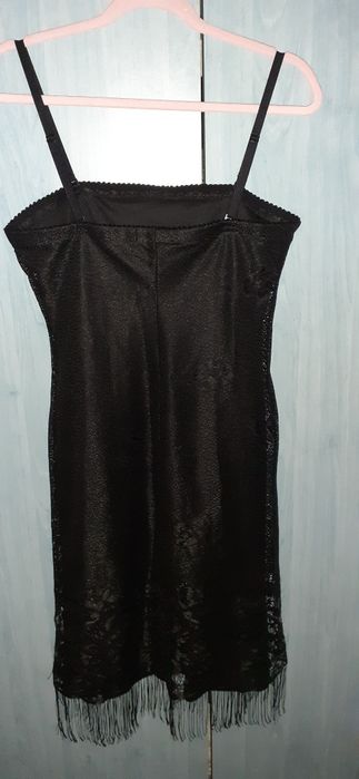 Vand rochie neagra ocazie
