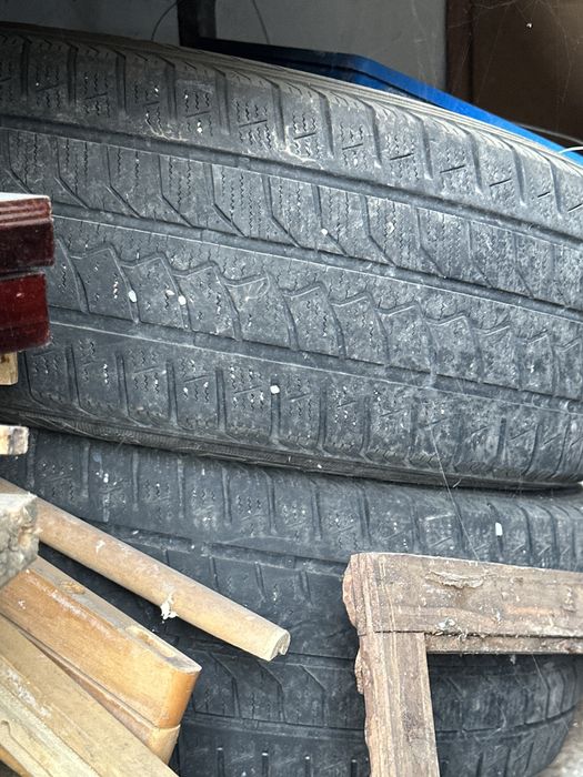 Продам зимние шины