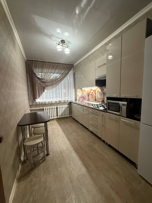 Продается 3х комнатный дом ( 5 кв-л)