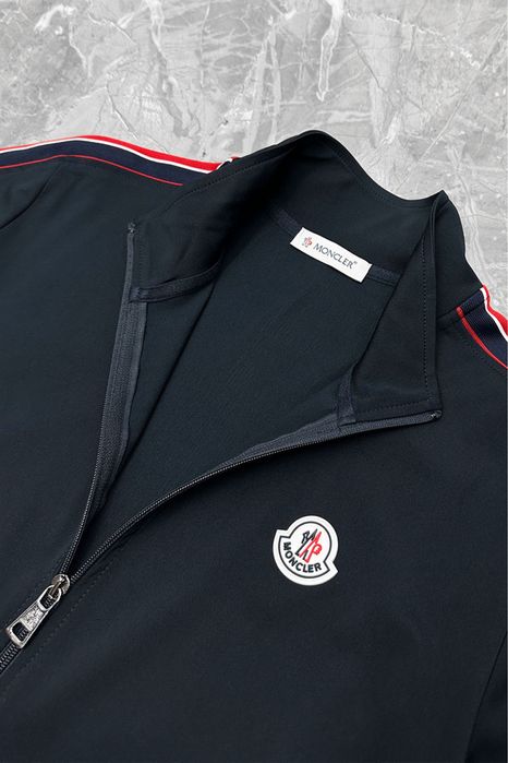 Костюм мужской Moncler