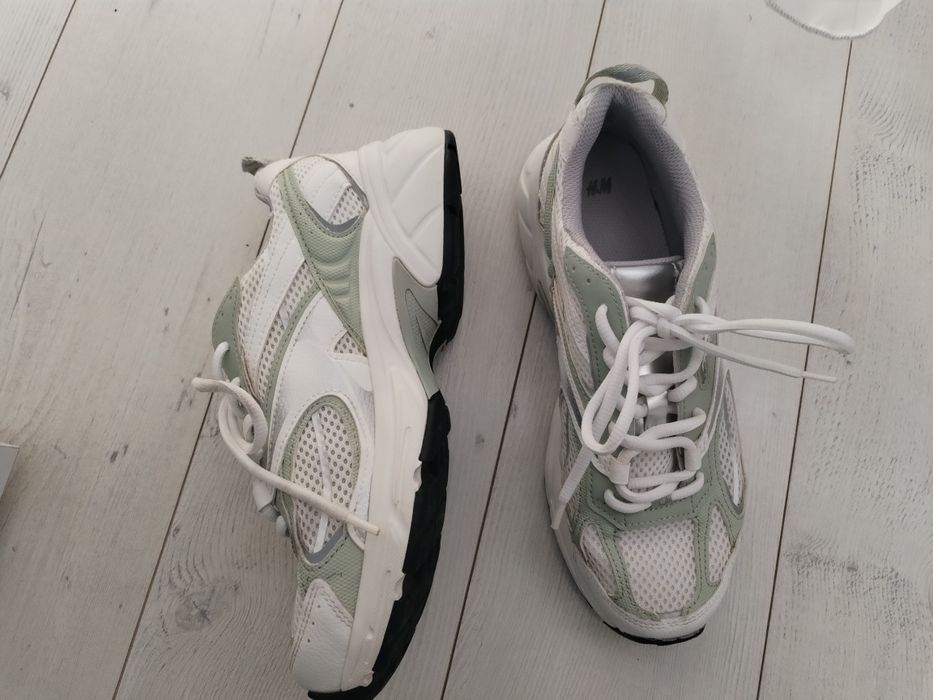 Маратонки Nike и " H&M" номер 39