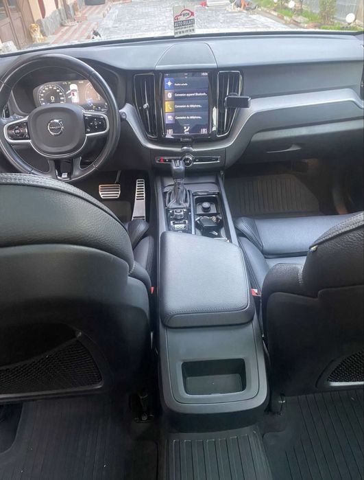 Volvo XC60 R-Design 2019