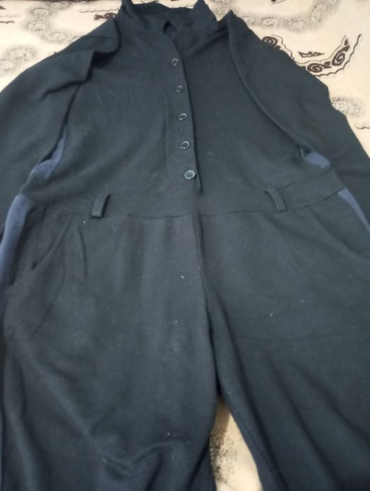 Salopetă sport mărimea L-XL