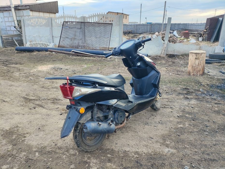 Продам скутер новый