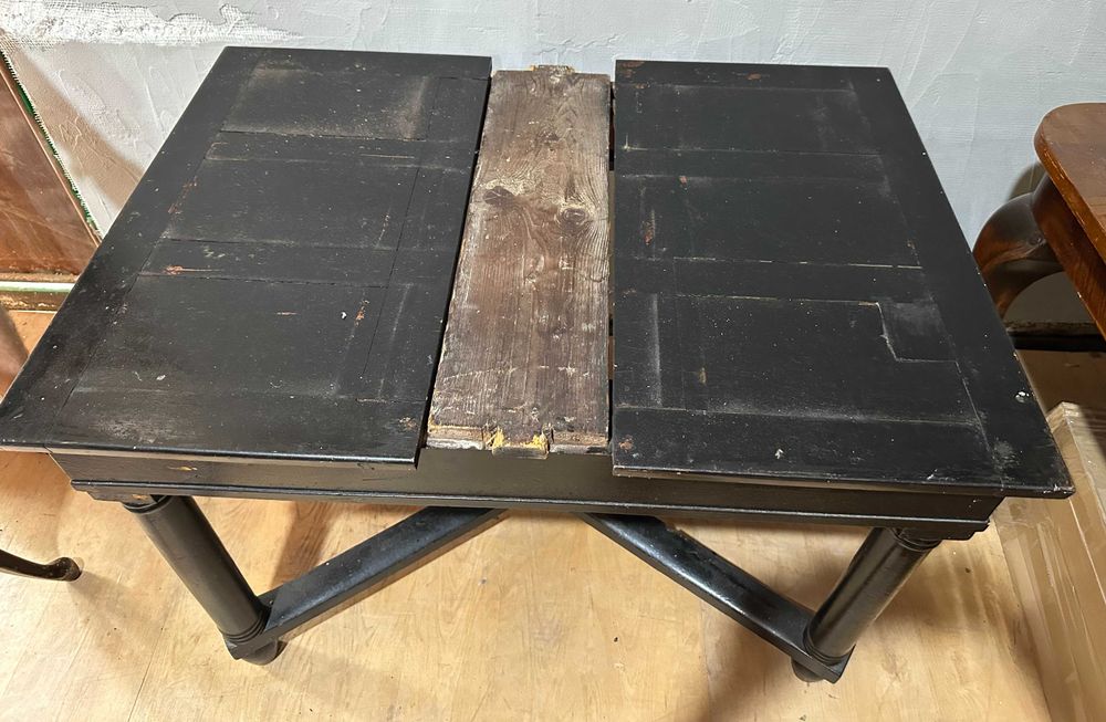 Masa neagra vintage din lemn masiv; Masa Extensibila; Masa cu blat 110x78 cm