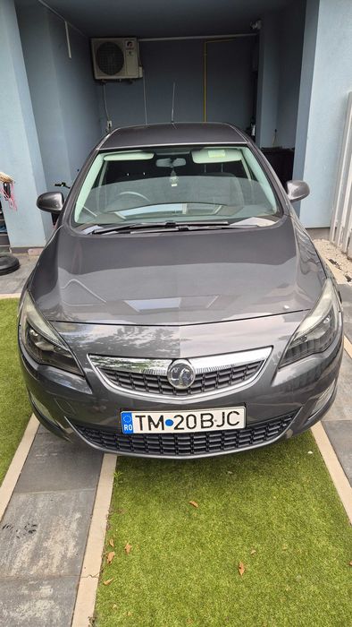 Astra J SRi - 2010 Motor 1.4 Turbo 140cp