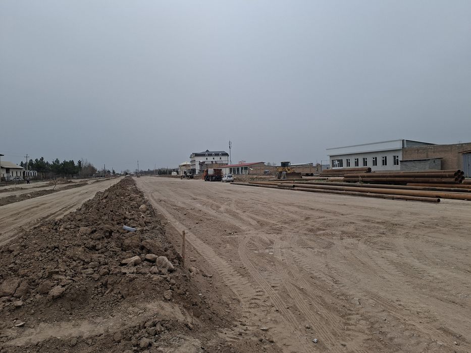 Нотурар ва турар жой биноси сотилади