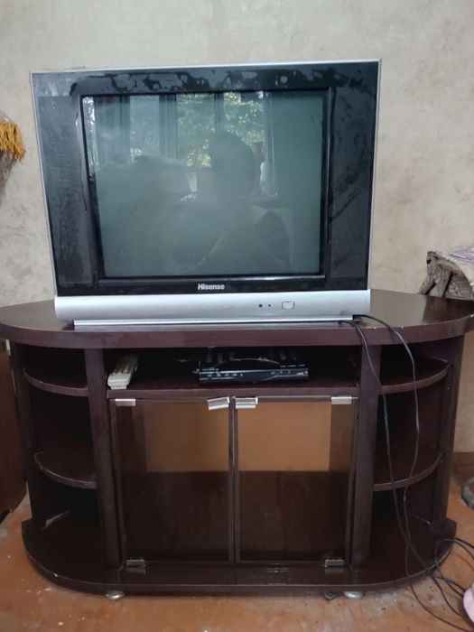 Televizor va kamot