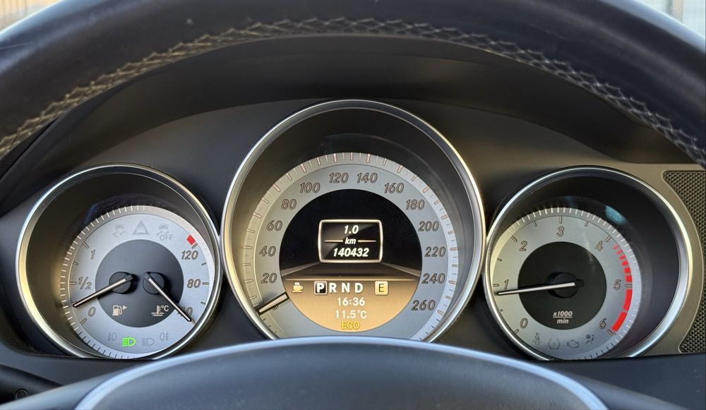 Mercedes-Benz C 220 CDI* AMG Line* 2013г* Топ Състояние* 147.000КМ*