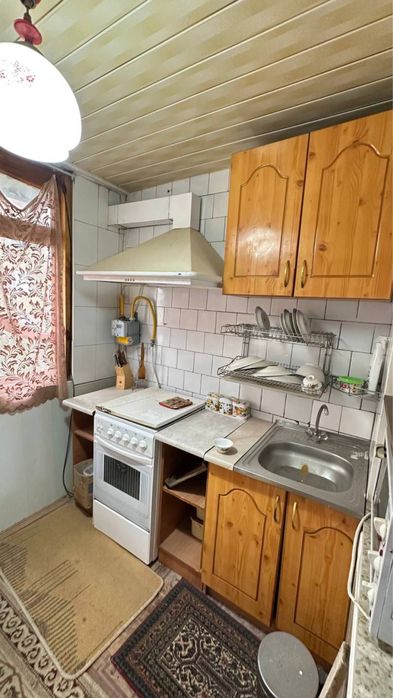 Срочно продается 2 комнатная квартира