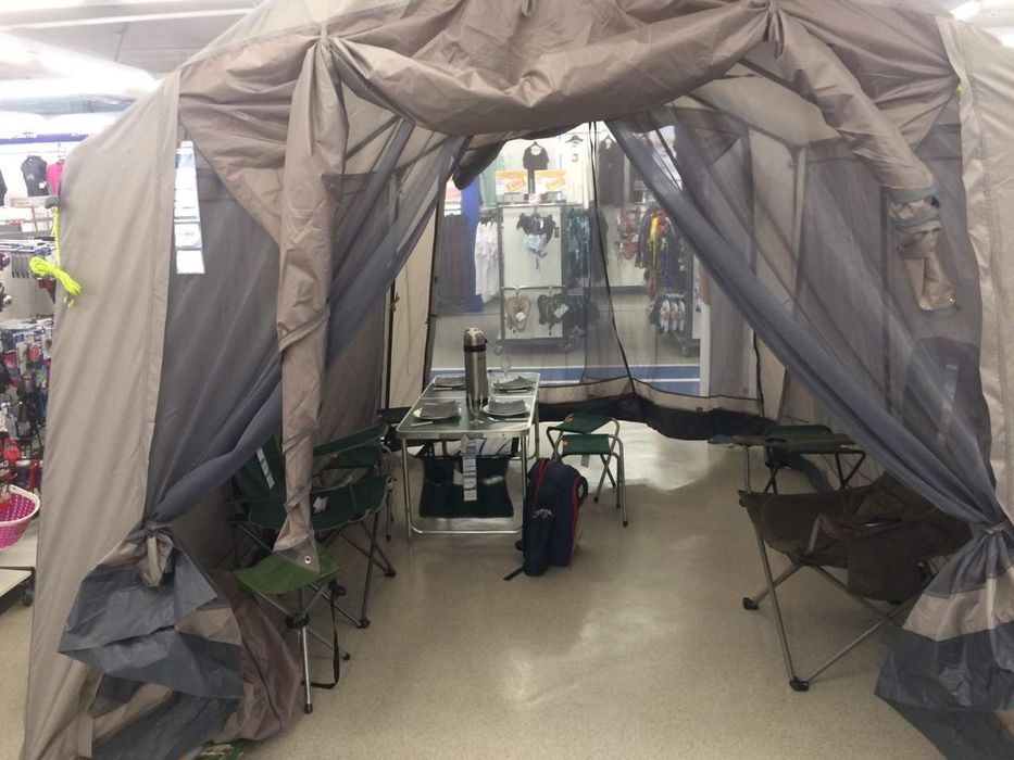 Продам палатку,очень хорошем состоянии