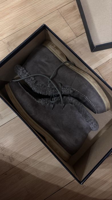 Обувь из натуральной замши на зиму