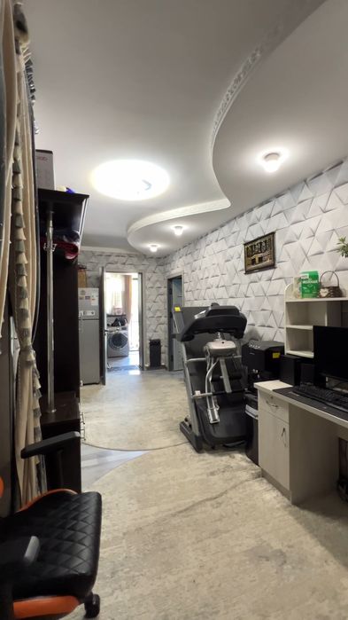 3 хонали дом сотилади янгибозор сентрида