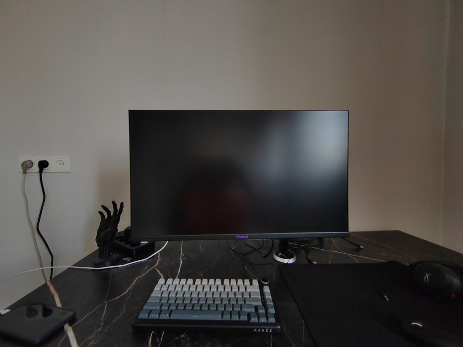 Продаётся монитор 240гц + HyperX наушник