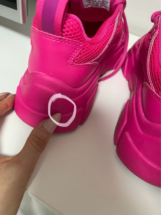 Дамски цикламени маратонки H&M