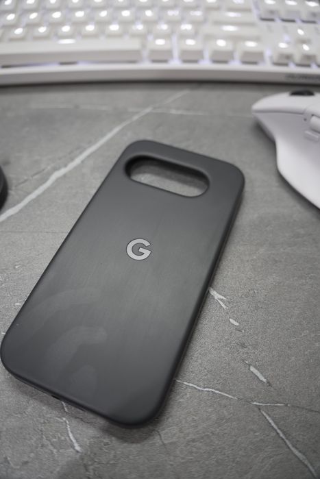 Продам Pixel 9A в идеальном состоянии