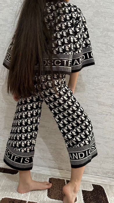 Костюм для девочек (осень,зима)