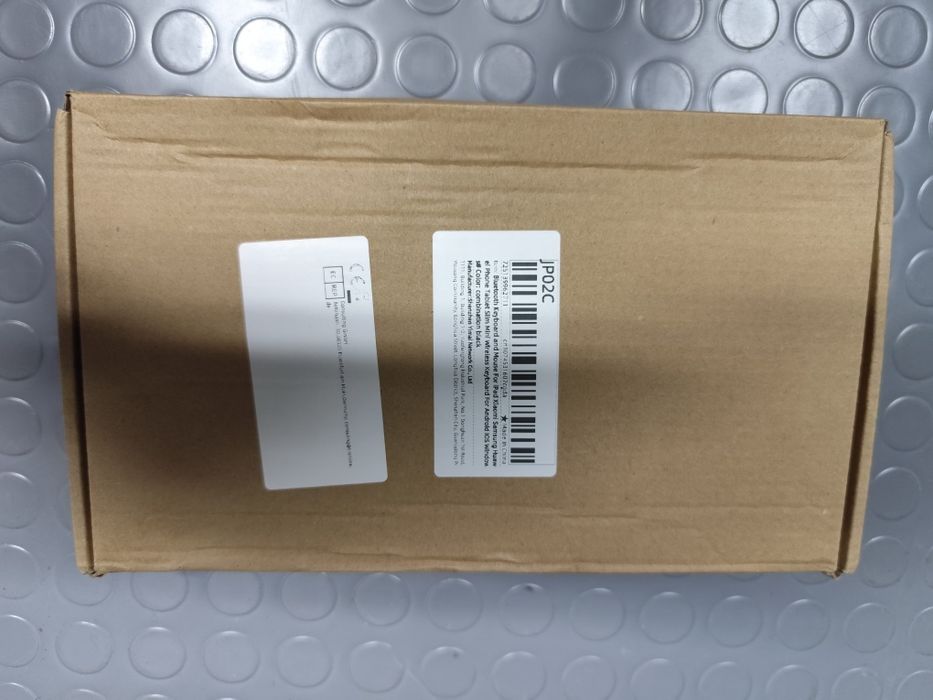 Безжична клавиатура и мишка