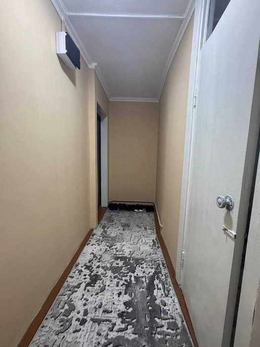 Uy sotiladi 2 xonalik 4 etaj narxi 24 dolor