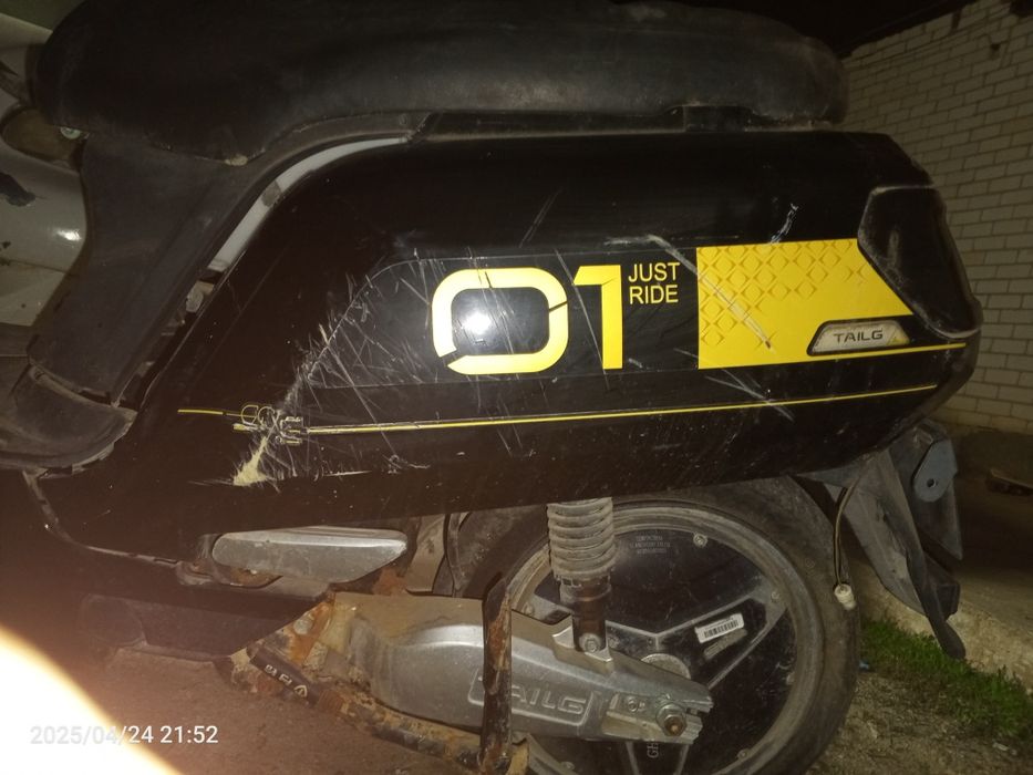 продам скутер в неплохом состояние