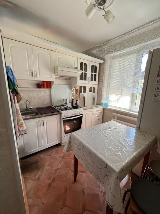 Продажа 4 комнатный квартир