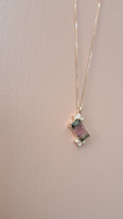 Colier aur, turmalina si diamante