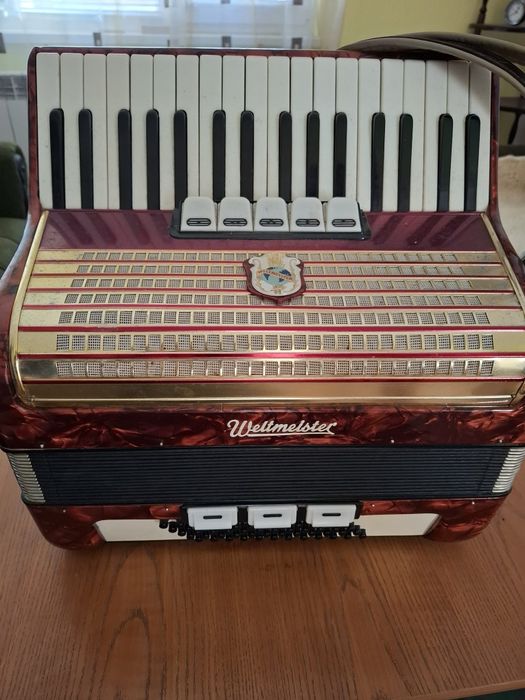 Акордеон Weltmeiter