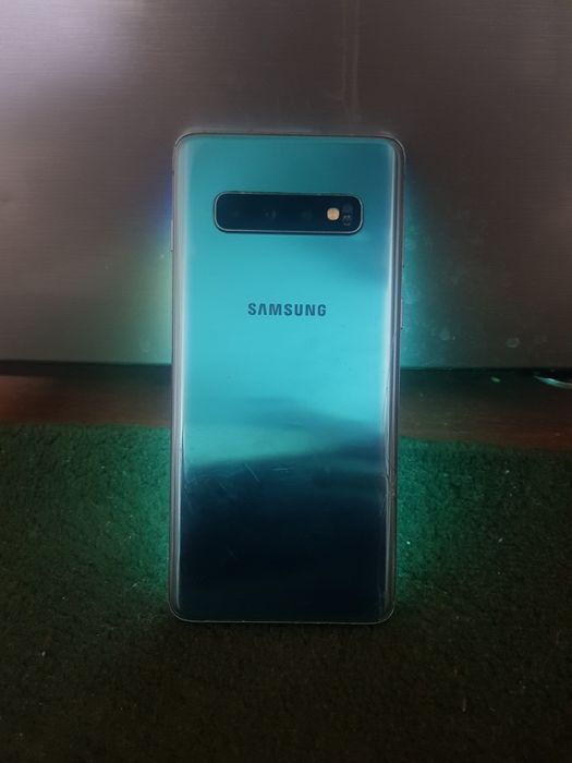 Samsung S10 telfon