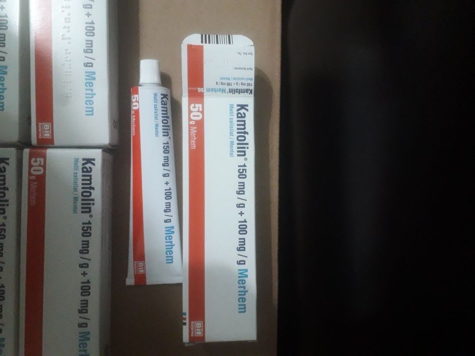 Vînd 5 bucăți crema Kamfolin