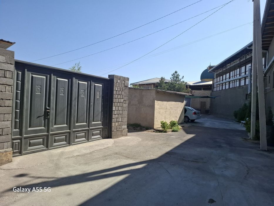 Продаю дом участок  100.000 у.е