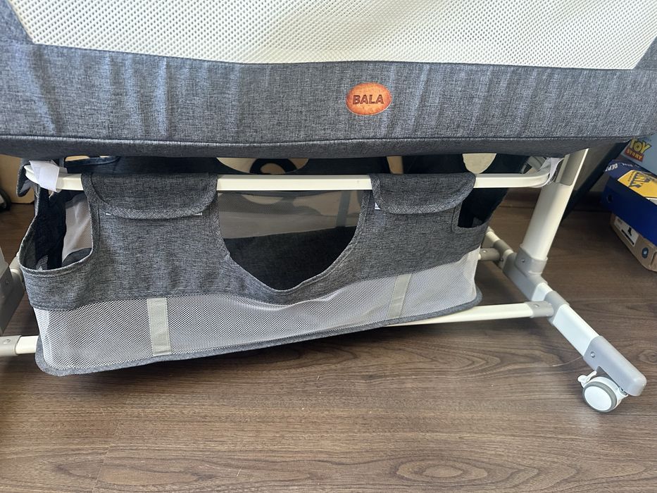 Манеж кровать для детей от 0 до 2х лет.