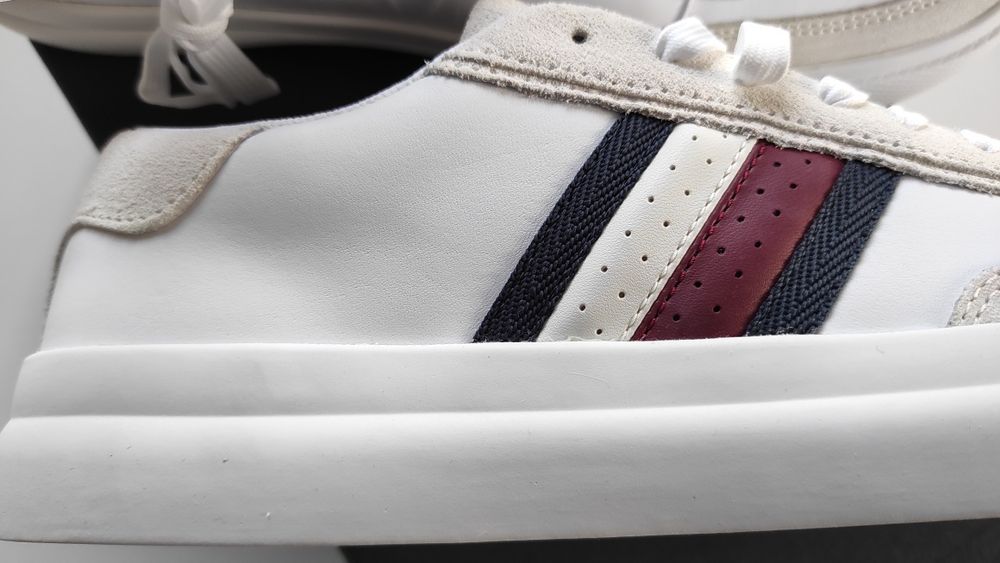 Оригинални  кецове Tommy Hilfiger номер44 от естествена кожа